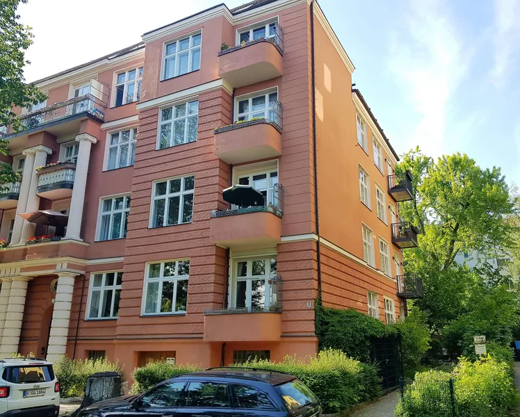 Attraktive 3-Zimmer-Wohnung mit neuem Balkon in Berlin-Steglitz — photo 1